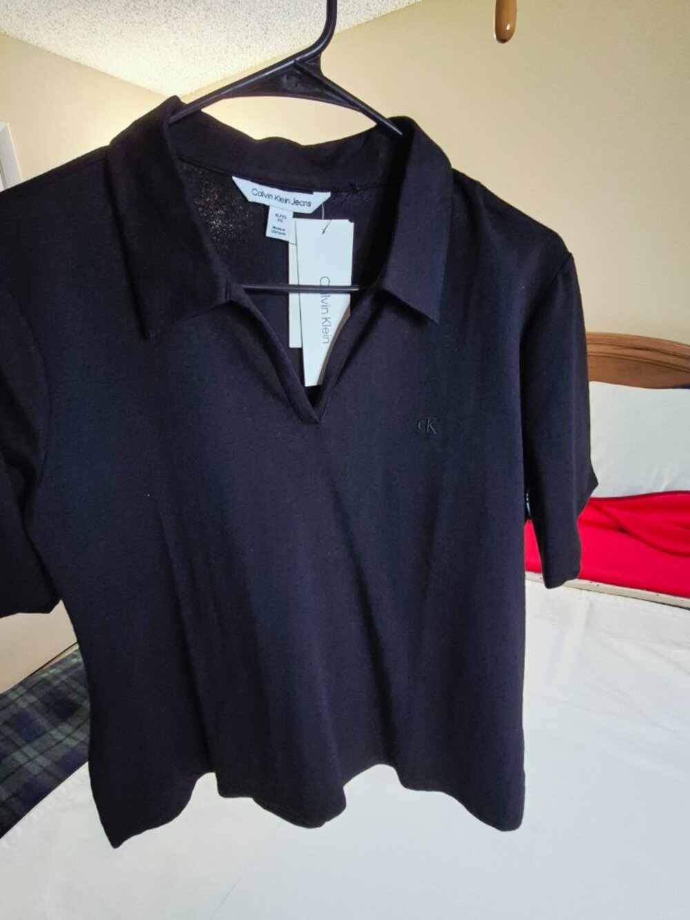 Calvin Klein Jeans Women's Polo Shirt Color Black, Size XLarge, New with Tag